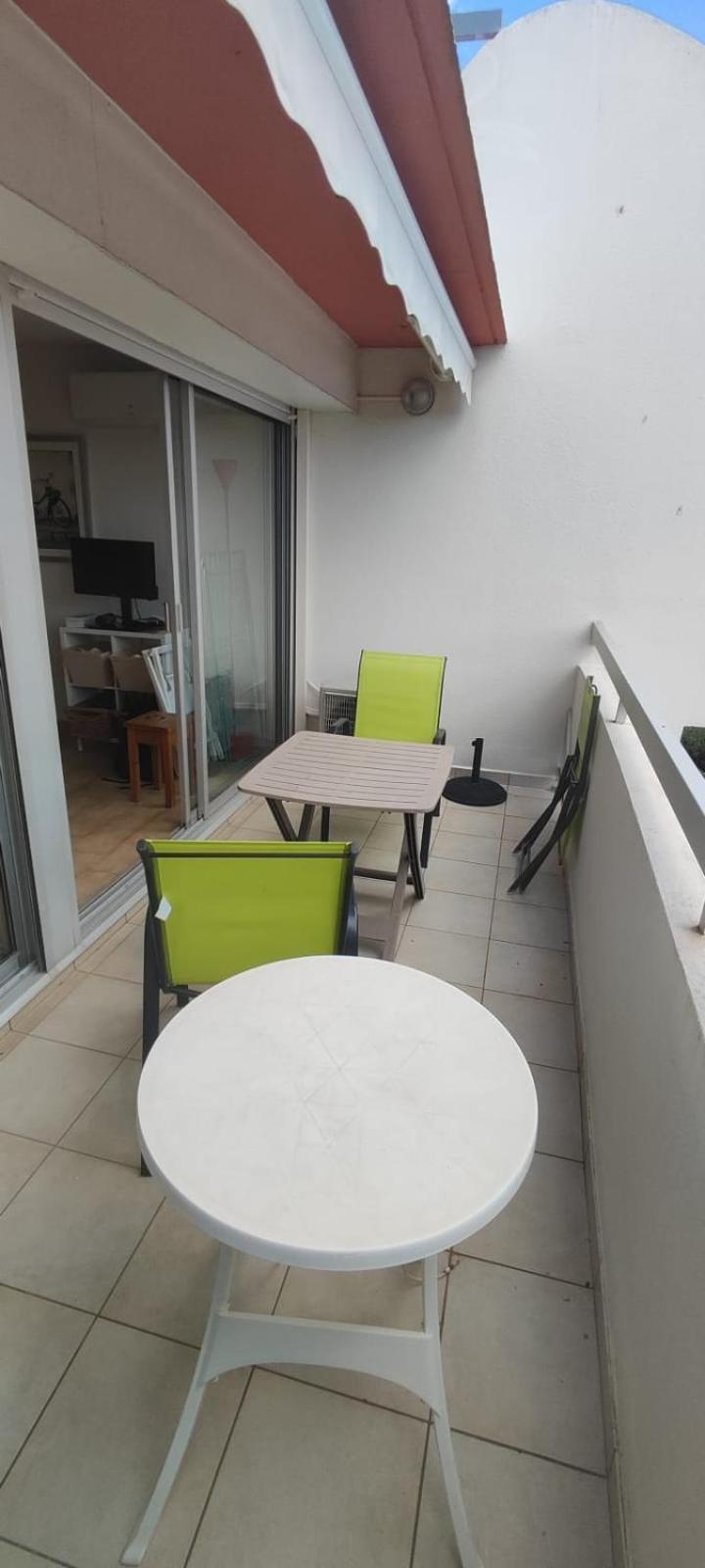 Joli Studio Avec Piscine A 200M De La Plage Parking Prive Ла-Гранд-Мот Экстерьер фото